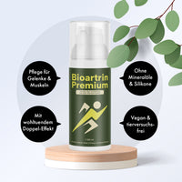 Thumbnail for Flasche Bioartrin Premium 120 ml auf Podest, Textkreise: Pflege für Gelenke & Muskeln, vegan