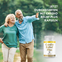 Thumbnail for Älteres Paar geht im Grünen, rechts Cardio Relief Plus Kapseln und Text zum Durchstarten