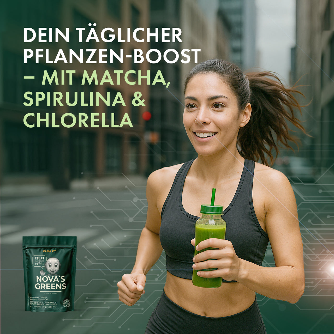 Frau in Sportkleidung joggt mit grünem Getränk in der Hand neben Nova’s Greens Beutel in Stadtumgebung