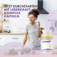 Thumbnail for Frau mit Wasserglas in Küche neben Leberkraft Komplex und sichtbarem Werbetext zum Produkt