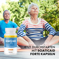 Thumbnail for Älteres Paar macht Yoga im Freien neben Sciatic Aid Forte Kapseln zur Unterstützung von Bewegung und Wohlbefinden