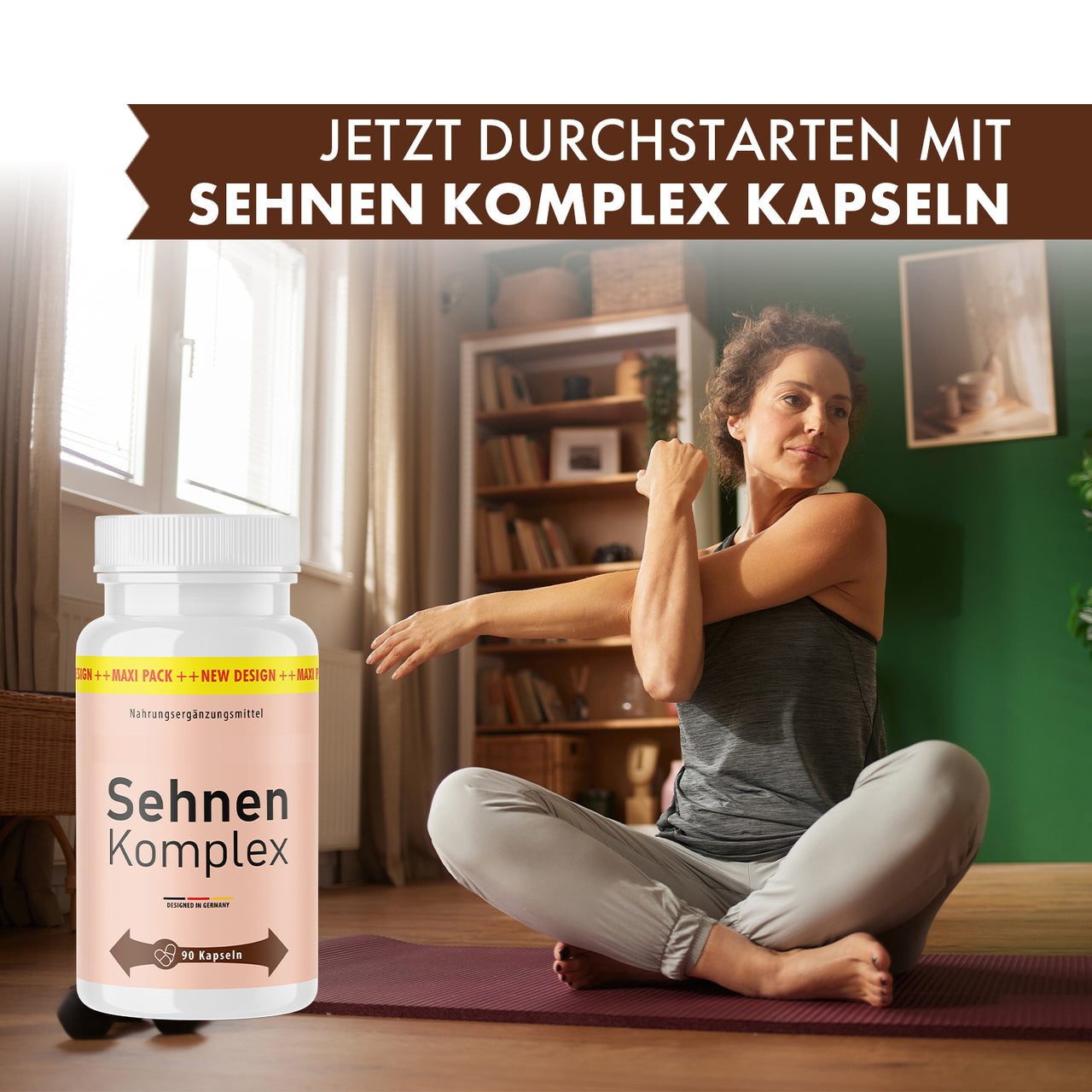 Frau sitzt auf Trainingsmatte und dehnt den Arm, links eine Sehnen Komplex Dose mit 90 Kapseln