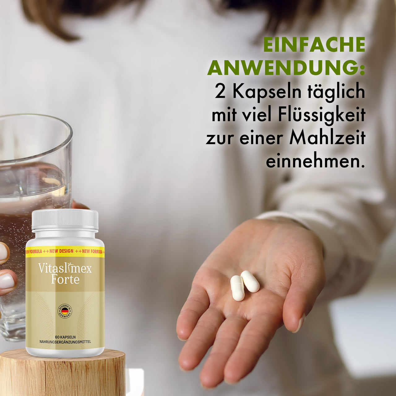 Vitaslimex Forte Dose, Person hält zwei Kapseln; Einnahmehinweis: 2 Kapseln täglich mit Flüssigkeit