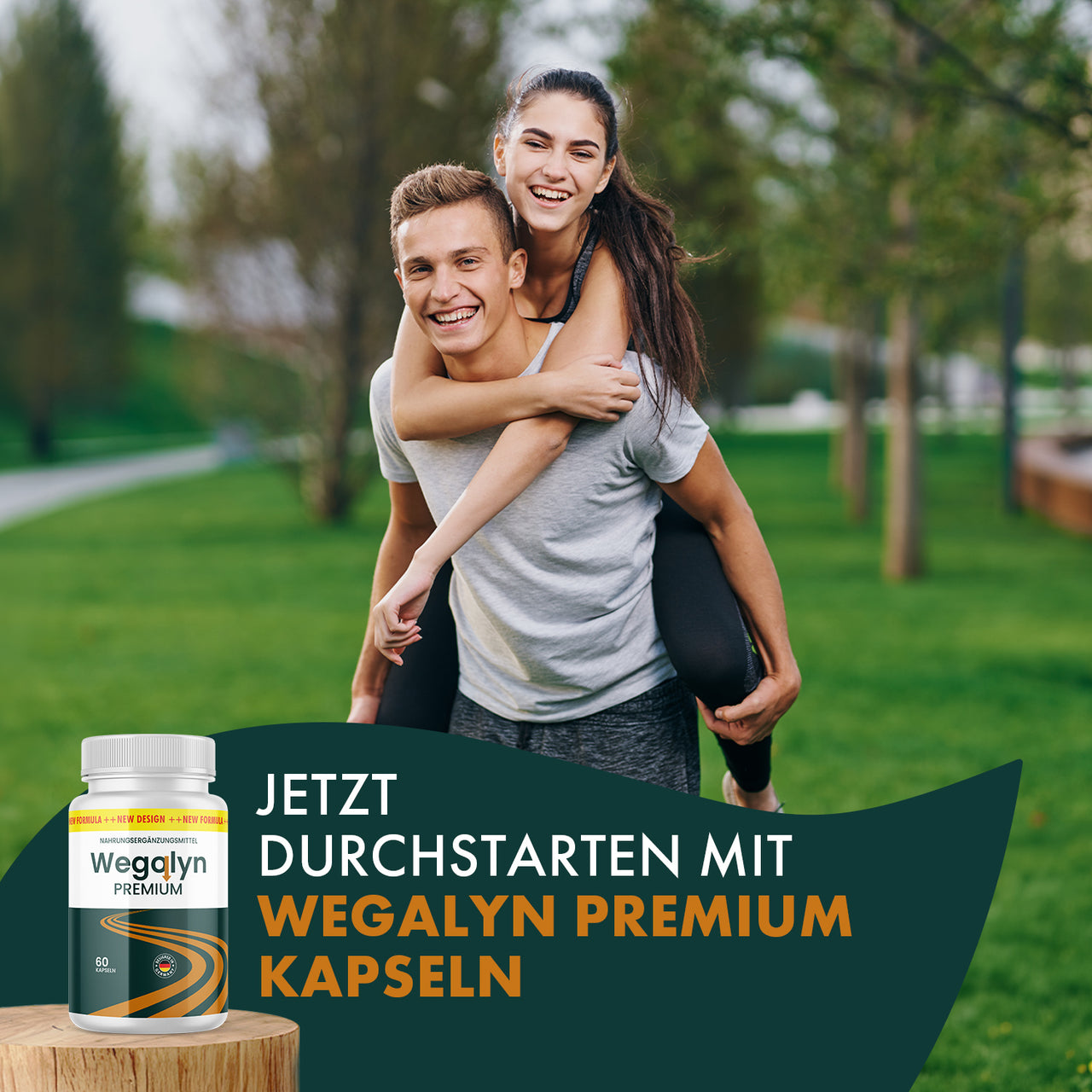 Fröhliches Paar im Park, Frau auf dem Rücken des Mannes, daneben Wegolyn Premium und Werbetext